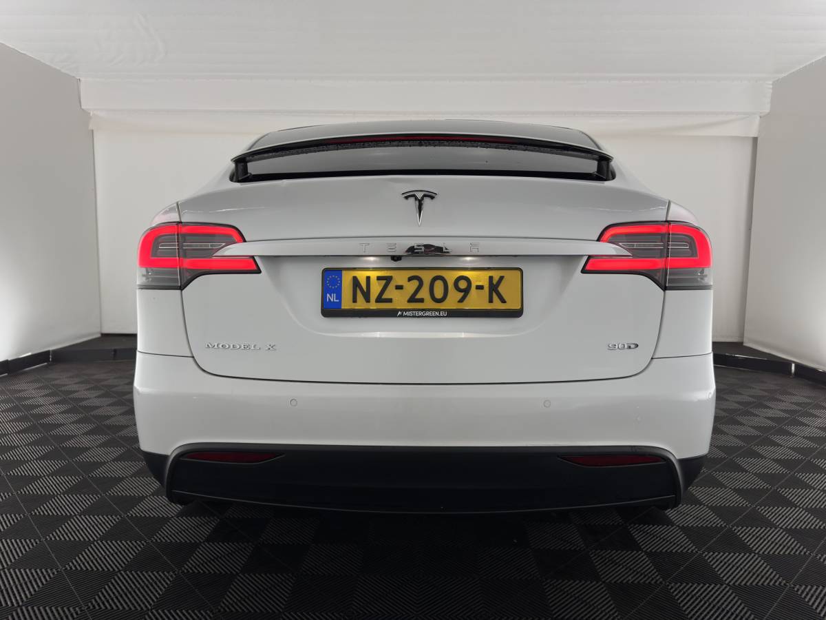 Tesla Model X Tesla Model X 90D Base [3-Fase-11kW] (INCL.BTW) Aut. *PANO-WINDOW | AUTOPILOT | LEATHER | NAVI-FULLMAP | FULL-LED | AIRSUSPENSION | DIGI-COCKPIT | CCS-FASTLOADER | KEYLESS | DAB+ | HEATED-SPORTSEATS | PRIVACY-GLASS | 20″ALU*