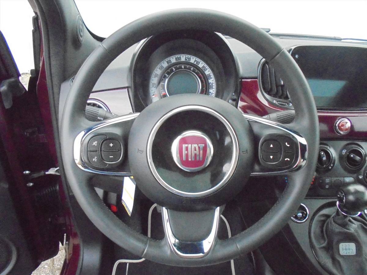 Fiat 500 Fiat 500 1.0 70PK HYBRID DOLCEVITA PANO LEUKE KLEUR