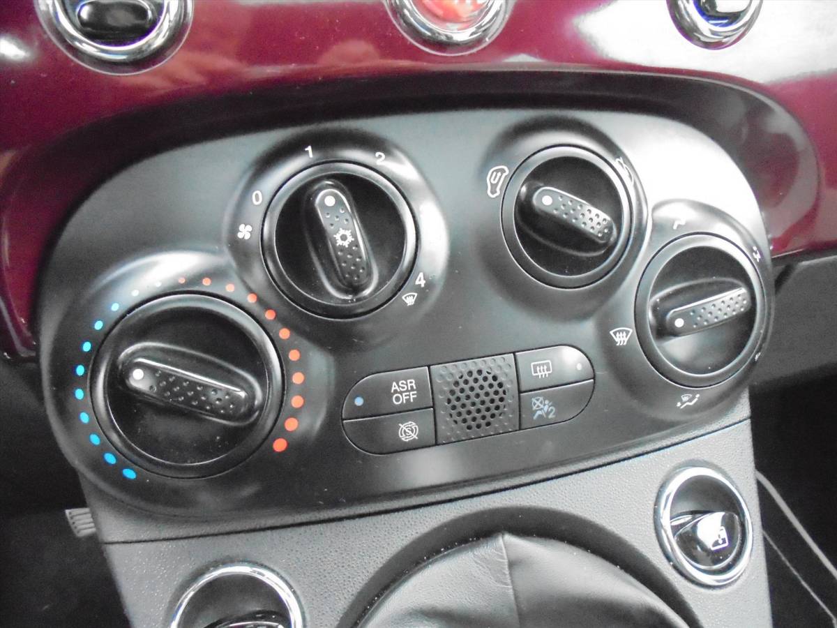 Fiat 500 Fiat 500 1.0 70PK HYBRID DOLCEVITA PANO LEUKE KLEUR