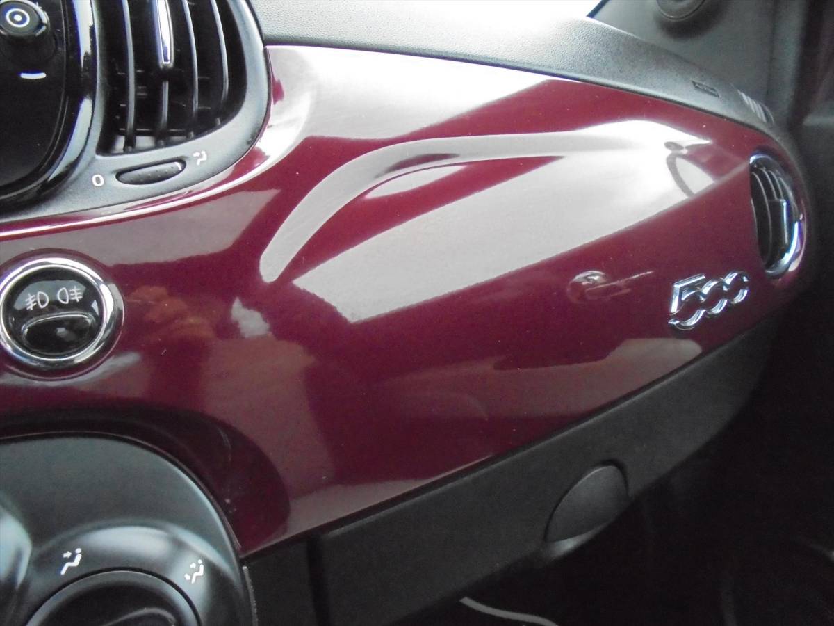 Fiat 500 Fiat 500 1.0 70PK HYBRID DOLCEVITA PANO LEUKE KLEUR