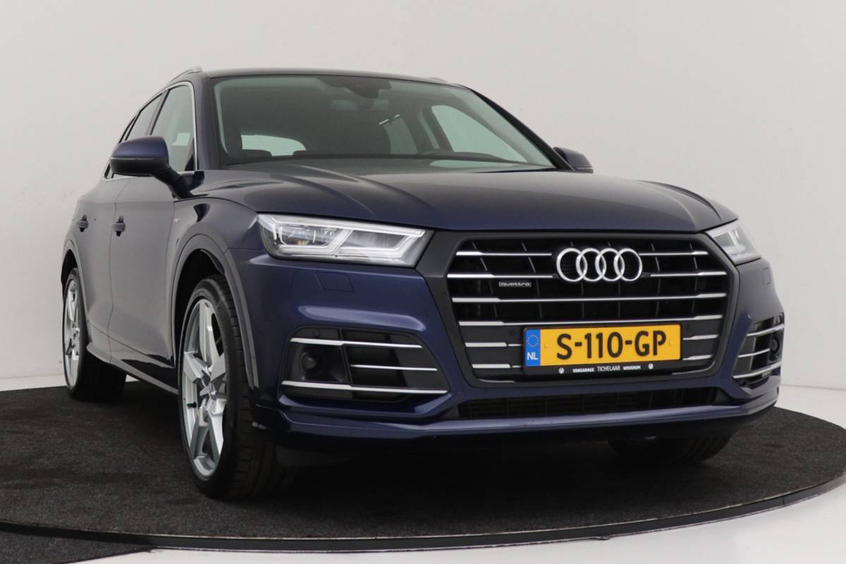 Audi Q5 Audi Q5 55 TFSI e quattro Competition | Luchtvering | Trekhaak | Bang & Olufsen | CarPlay | Camera | Head-Up | Digital Cockpit |