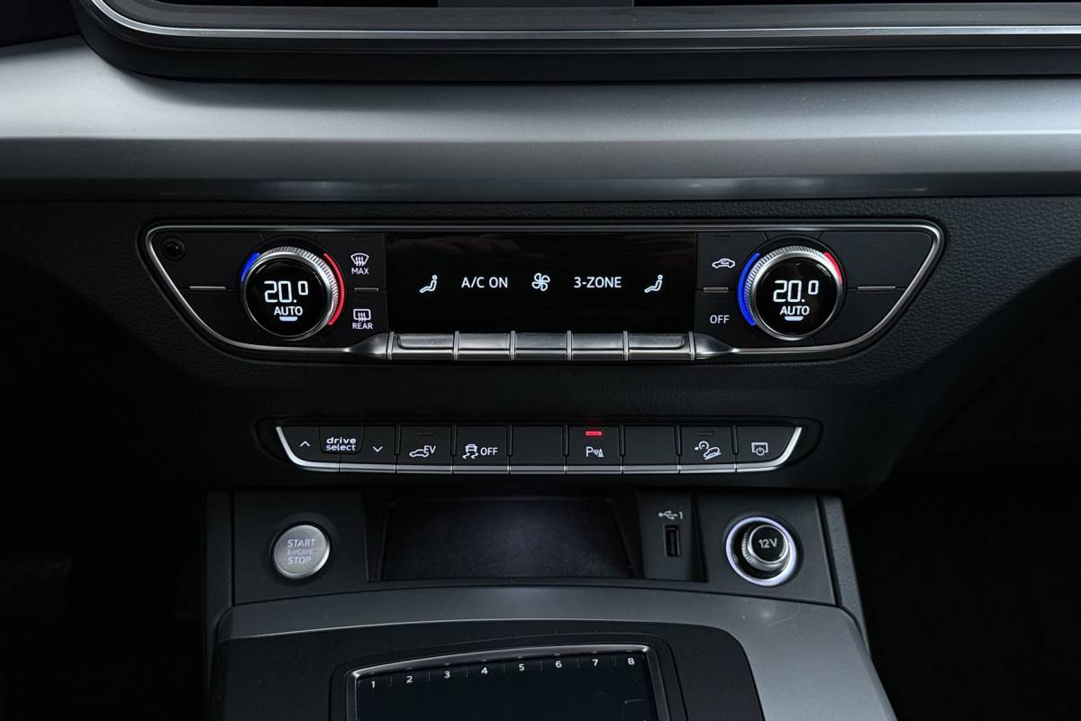 Audi Q5 Audi Q5 55 TFSI e quattro Competition | Luchtvering | Trekhaak | Bang & Olufsen | CarPlay | Camera | Head-Up | Digital Cockpit |