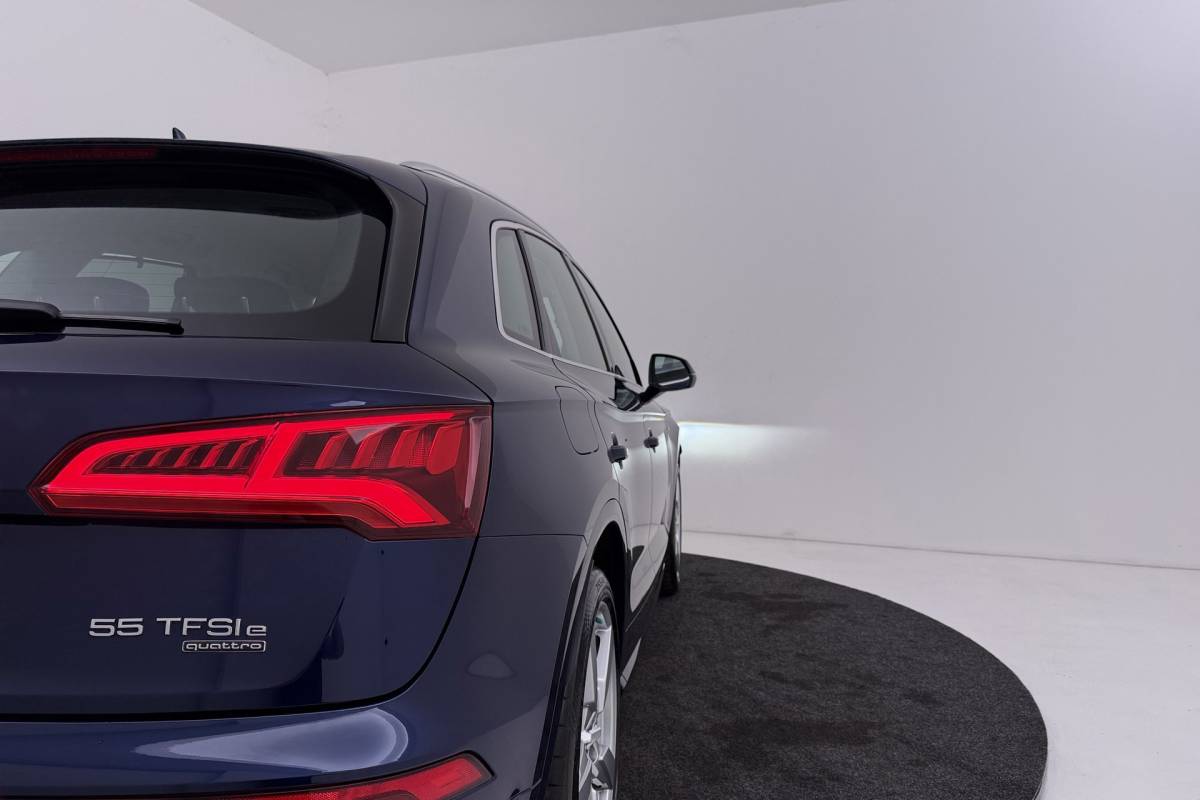 Audi Q5 Audi Q5 55 TFSI e quattro Competition | Luchtvering | Trekhaak | Bang & Olufsen | CarPlay | Camera | Head-Up | Digital Cockpit |