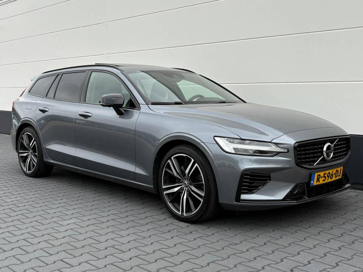 Volvo V60 Volvo V60 2.0 T8 390pk Recharge AWD R-Design | Panoramadak | Memory | Harman/Kardon | Head up