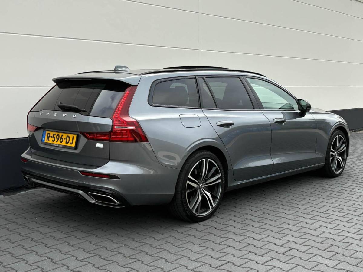 Volvo V60 Volvo V60 2.0 T8 390pk Recharge AWD R-Design | Panoramadak | Memory | Harman/Kardon | Head up