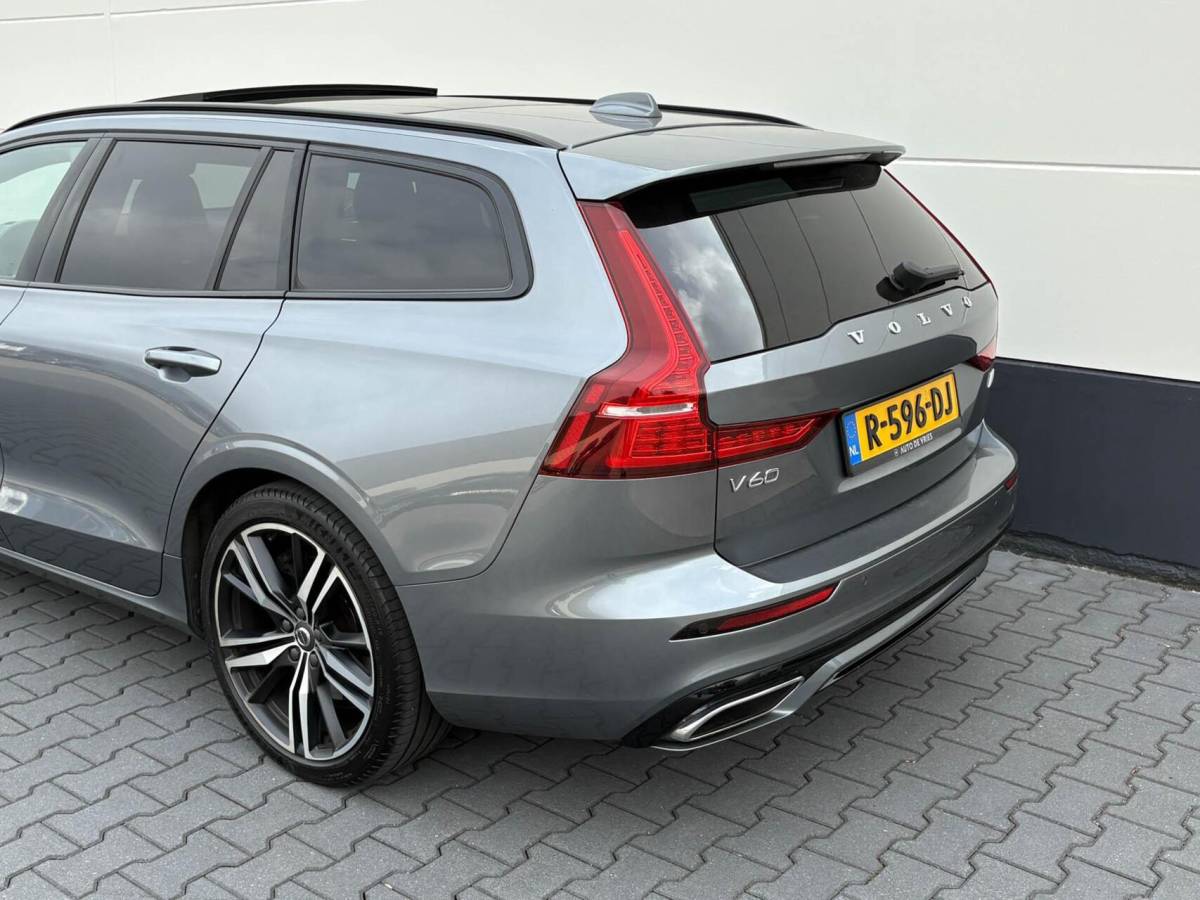 Volvo V60 Volvo V60 2.0 T8 390pk Recharge AWD R-Design | Panoramadak | Memory | Harman/Kardon | Head up