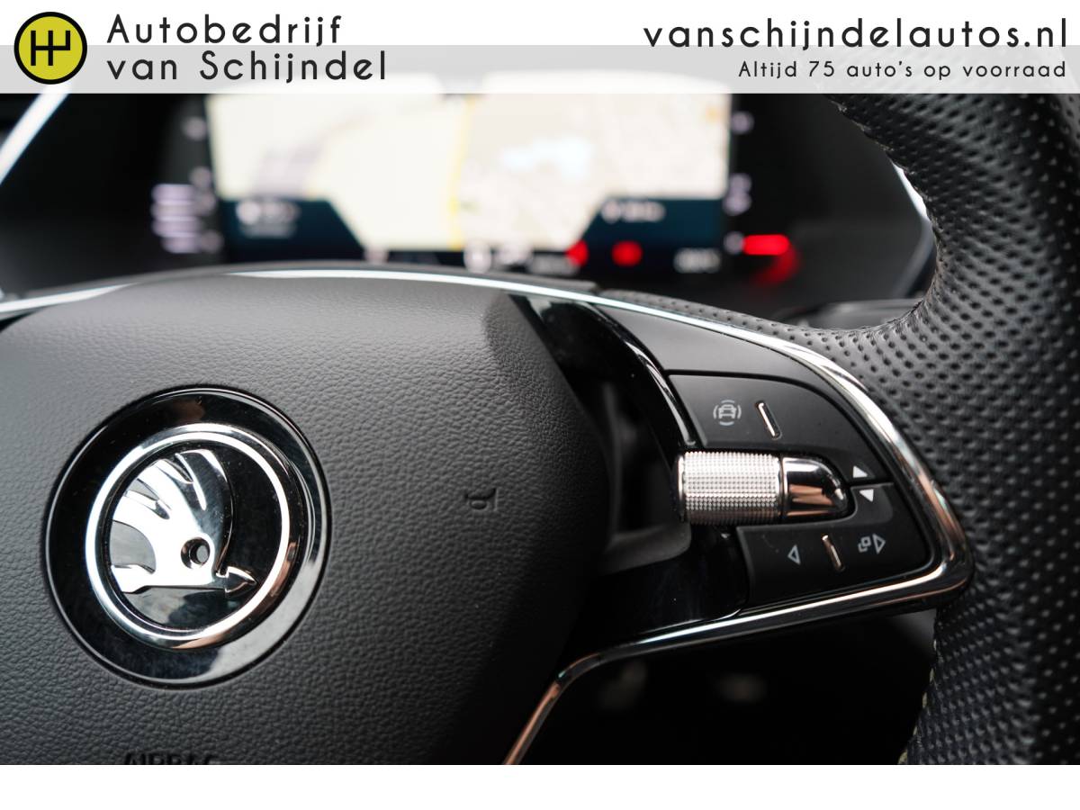 Škoda Octavia ŠKODA Octavia Combi 1.0 TSI 111PK SPORT BUSINESS AUG 2022 ORIGINEEL NEDERLANDS DIGITALE COCKPIT MATRIXX LED ZWARTE HEMEL STUURVERWARMING ANDROID/APPLECARPLAY NAVI PDC V+A 18INCH KEYLESS CLIMA CRUISE BLUETOOTH ENZ…