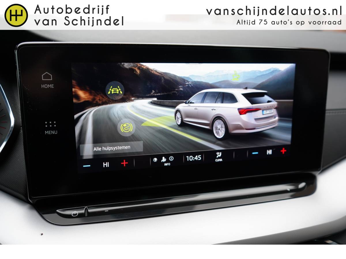 Škoda Octavia ŠKODA Octavia Combi 1.0 TSI 111PK SPORT BUSINESS AUG 2022 ORIGINEEL NEDERLANDS DIGITALE COCKPIT MATRIXX LED ZWARTE HEMEL STUURVERWARMING ANDROID/APPLECARPLAY NAVI PDC V+A 18INCH KEYLESS CLIMA CRUISE BLUETOOTH ENZ…