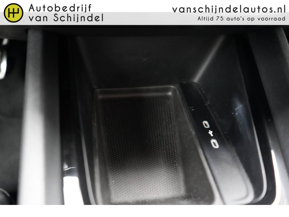 Škoda Octavia ŠKODA Octavia Combi 1.0 TSI 111PK SPORT BUSINESS AUG 2022 ORIGINEEL NEDERLANDS DIGITALE COCKPIT MATRIXX LED ZWARTE HEMEL STUURVERWARMING ANDROID/APPLECARPLAY NAVI PDC V+A 18INCH KEYLESS CLIMA CRUISE BLUETOOTH ENZ…