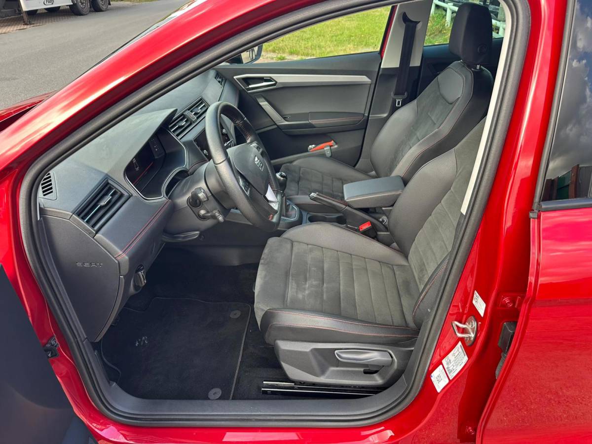 SEAT Ibiza Seat Ibiza 1.0 TSI FR Business Intense Camera! Parkeersensoren! Virtual Cockpit!