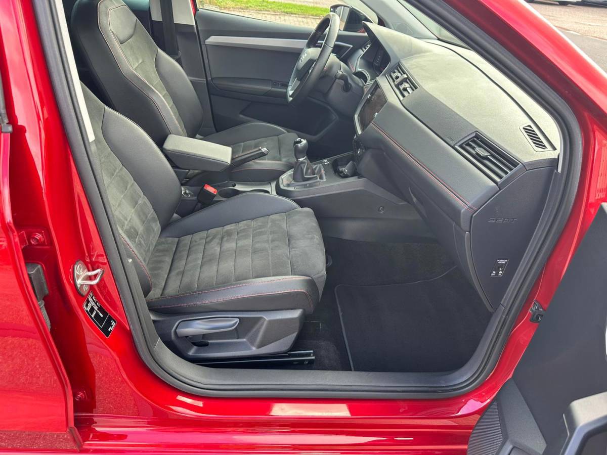 SEAT Ibiza Seat Ibiza 1.0 TSI FR Business Intense Camera! Parkeersensoren! Virtual Cockpit!