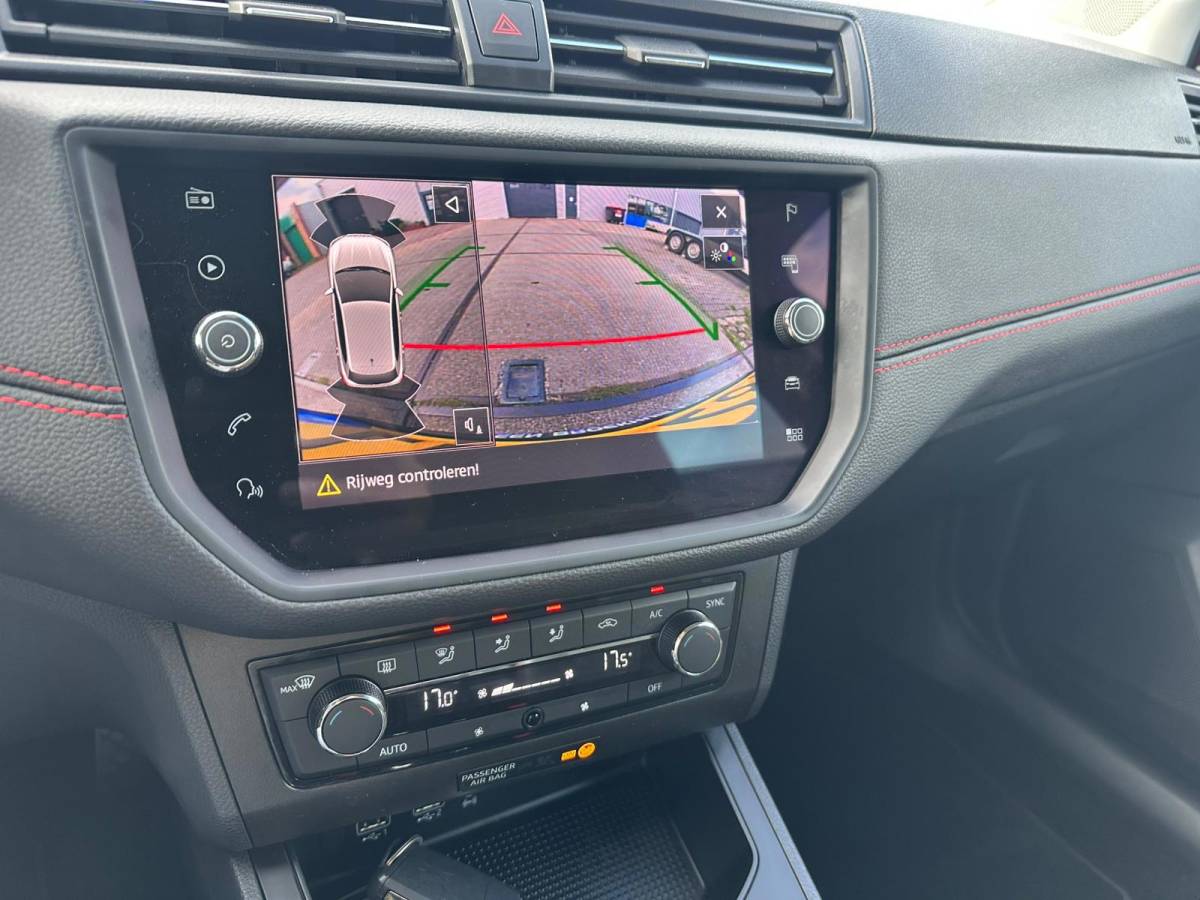 SEAT Ibiza Seat Ibiza 1.0 TSI FR Business Intense Camera! Parkeersensoren! Virtual Cockpit!
