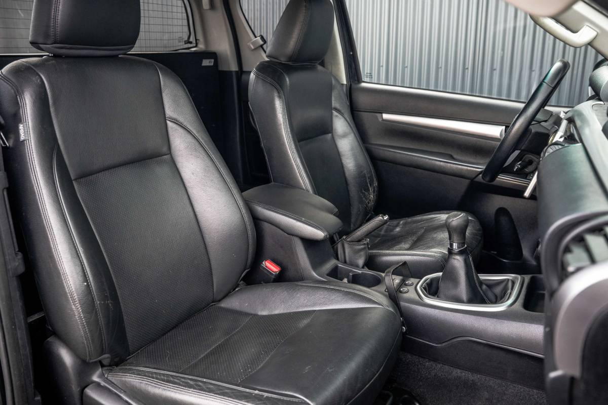 Toyota Hilux Toyota HiLux 2.4 D 4WD | 4×4 | 150 PK | Camera | Cruise | Airco | Leder interieur | Trekhaak