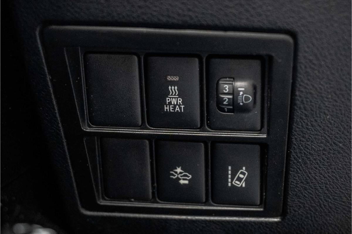 Toyota Hilux Toyota HiLux 2.4 D 4WD | 4×4 | 150 PK | Camera | Cruise | Airco | Leder interieur | Trekhaak