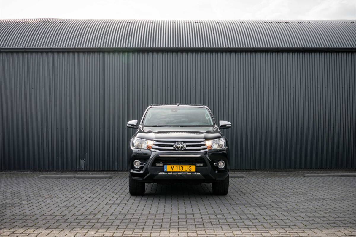 Toyota Hilux Toyota HiLux 2.4 D 4WD | 4×4 | 150 PK | Camera | Cruise | Airco | Leder interieur | Trekhaak