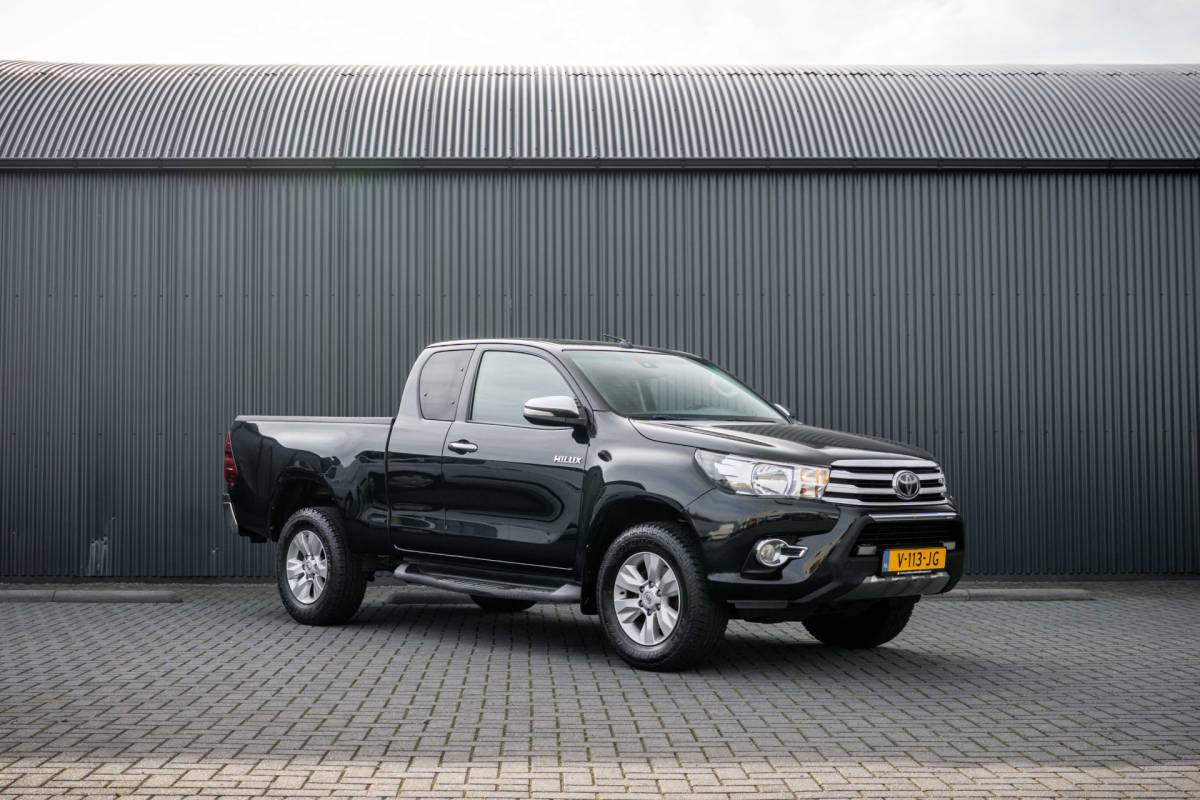 Toyota Hilux Toyota HiLux 2.4 D 4WD | 4×4 | 150 PK | Camera | Cruise | Airco | Leder interieur | Trekhaak