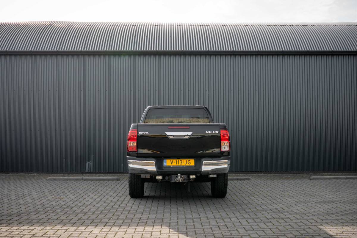 Toyota Hilux Toyota HiLux 2.4 D 4WD | 4×4 | 150 PK | Camera | Cruise | Airco | Leder interieur | Trekhaak