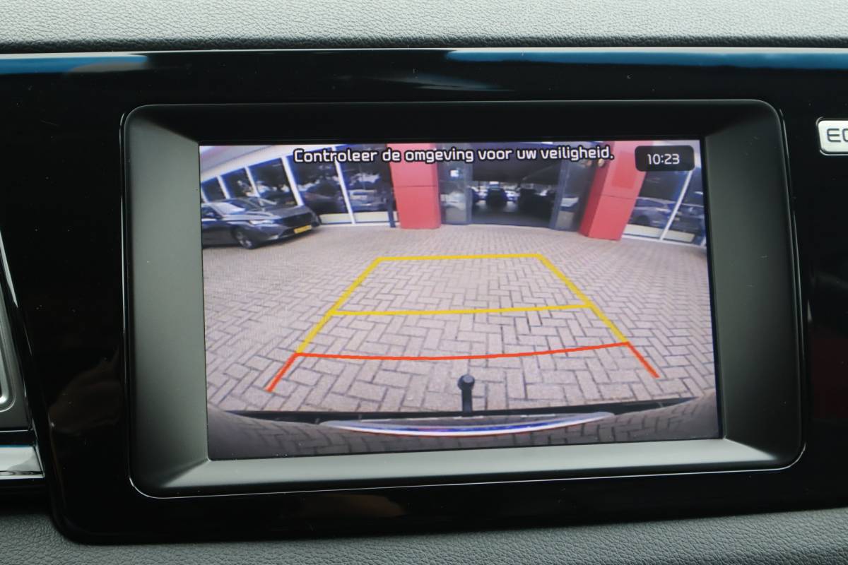 Kia Niro Kia Niro 1.6 GDi Hybrid BusinessLine | origineel NL | ACC | Camera | Leder | Trekhaak |