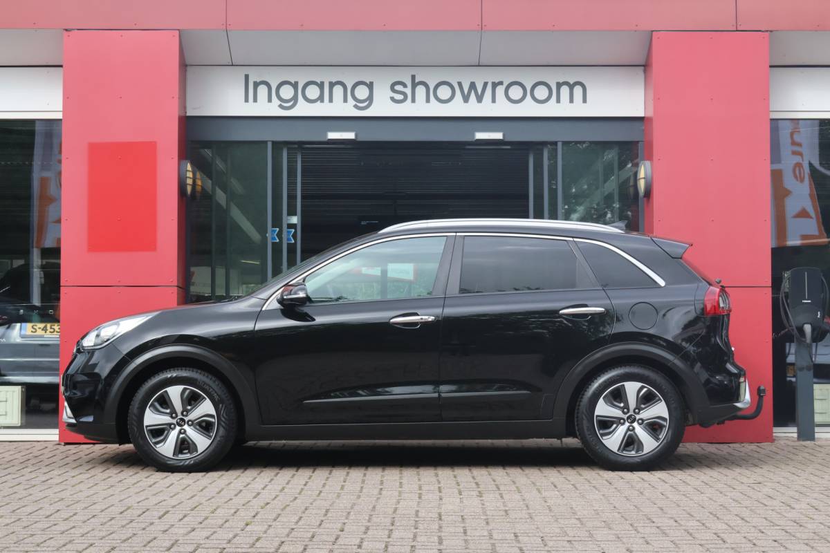 Kia Niro Kia Niro 1.6 GDi Hybrid BusinessLine | origineel NL | ACC | Camera | Leder | Trekhaak |