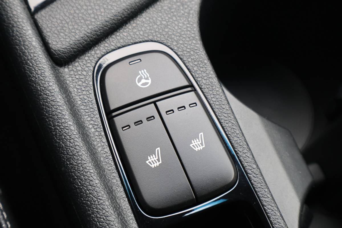 Kia Niro Kia Niro 1.6 GDi Hybrid BusinessLine | origineel NL | ACC | Camera | Leder | Trekhaak |