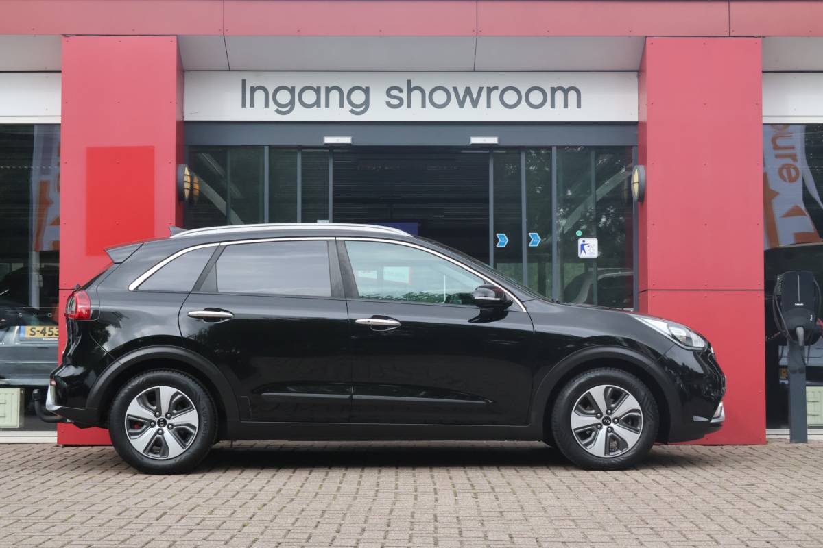 Kia Niro Kia Niro 1.6 GDi Hybrid BusinessLine | origineel NL | ACC | Camera | Leder | Trekhaak |