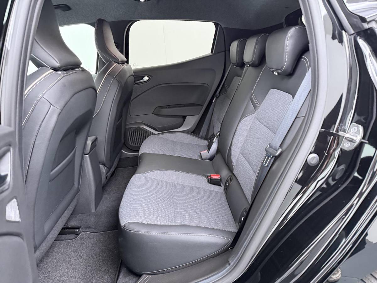 Renault Clio Renault Clio 1.0 TCe 90 GPF techno – Navigatie – Achteruitrijcamera – Cruise Control – Parkeersensoren