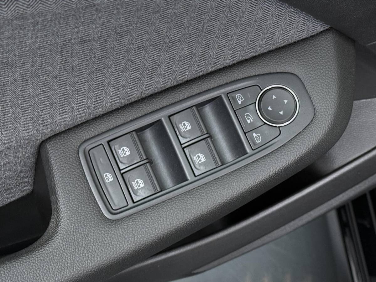 Renault Clio Renault Clio 1.0 TCe 90 GPF techno – Navigatie – Achteruitrijcamera – Cruise Control – Parkeersensoren