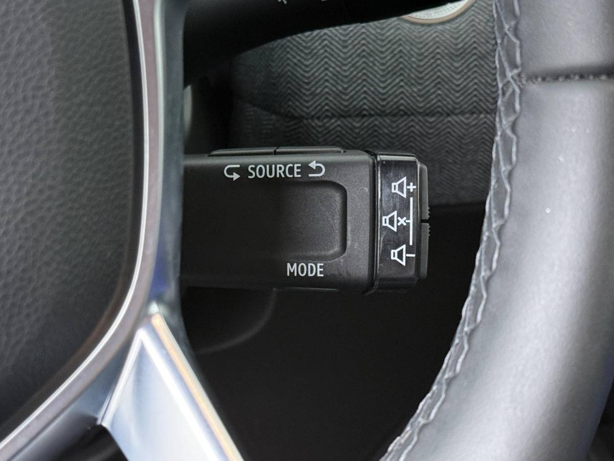Renault Clio Renault Clio 1.0 TCe 90 GPF techno – Navigatie – Achteruitrijcamera – Cruise Control – Parkeersensoren