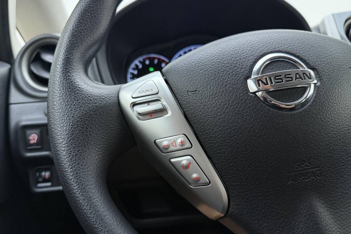 Nissan Note Nissan Note 1.2 16v 80pk Acenta | Airco | Bluetooth | Centrale vergrendeling | Elektrische ramen | Radio/CD-speler | Lage KM-stand | Keurige auto