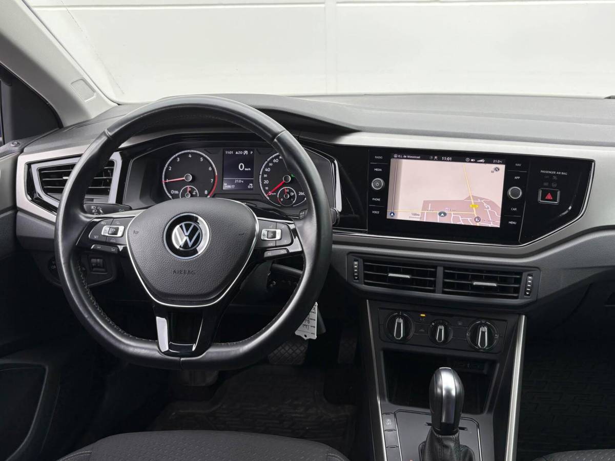 Volkswagen Polo Volkswagen Polo 1.0 TSI DSG 95pk Comfortline Business | Airco | 2xPDC | Adaptive cruise