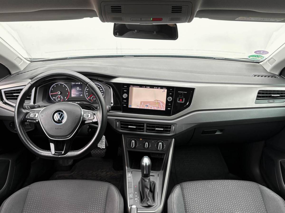 Volkswagen Polo Volkswagen Polo 1.0 TSI DSG 95pk Comfortline Business | Airco | 2xPDC | Adaptive cruise