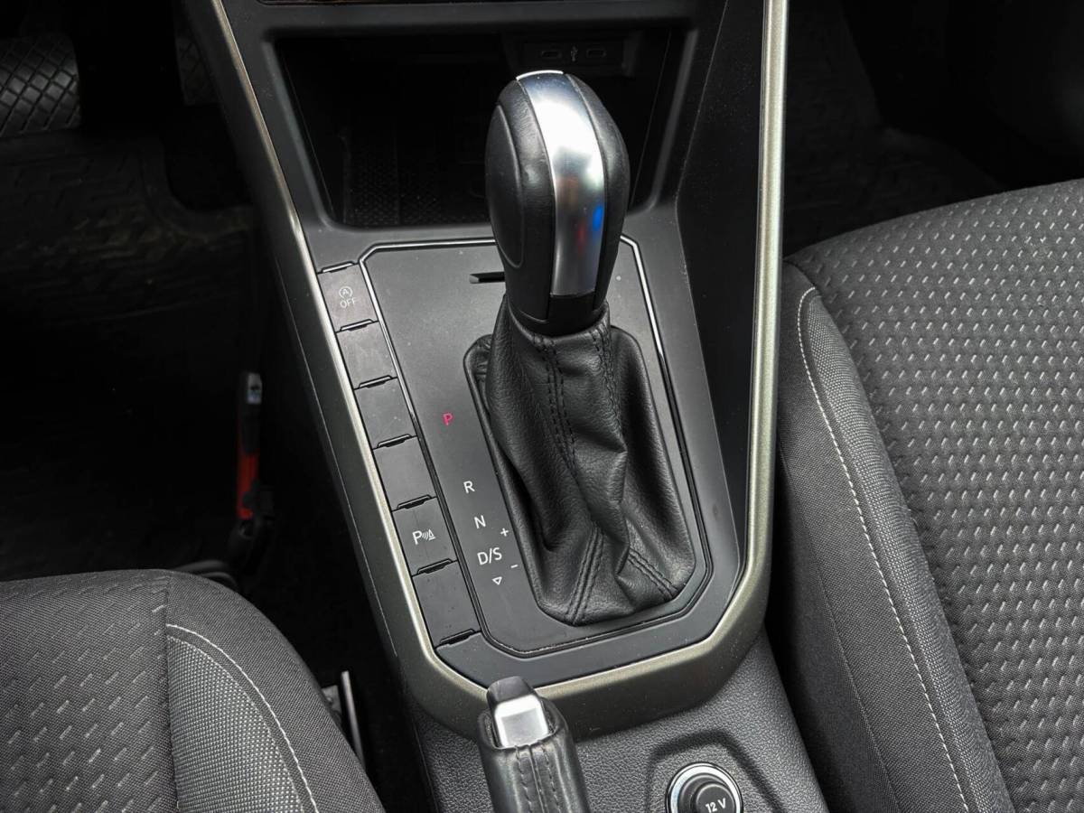 Volkswagen Polo Volkswagen Polo 1.0 TSI DSG 95pk Comfortline Business | Airco | 2xPDC | Adaptive cruise