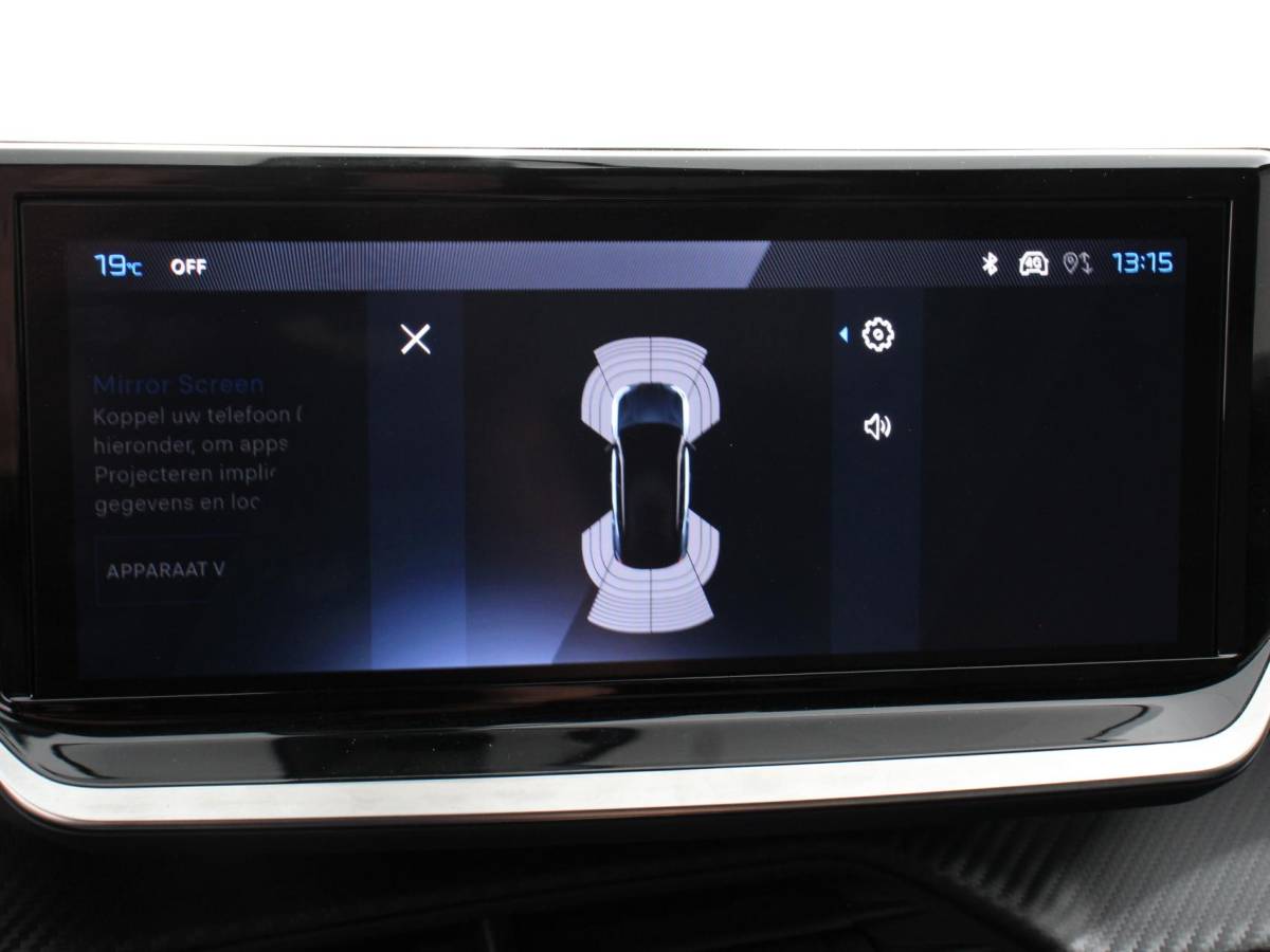 Peugeot e-2008 Peugeot e-2008 EV Allure Pack 54 kWh Navigatie by Apple Carplay Android Auto Climate Control Parkeer sensoren Cruise Control LED Koplampen