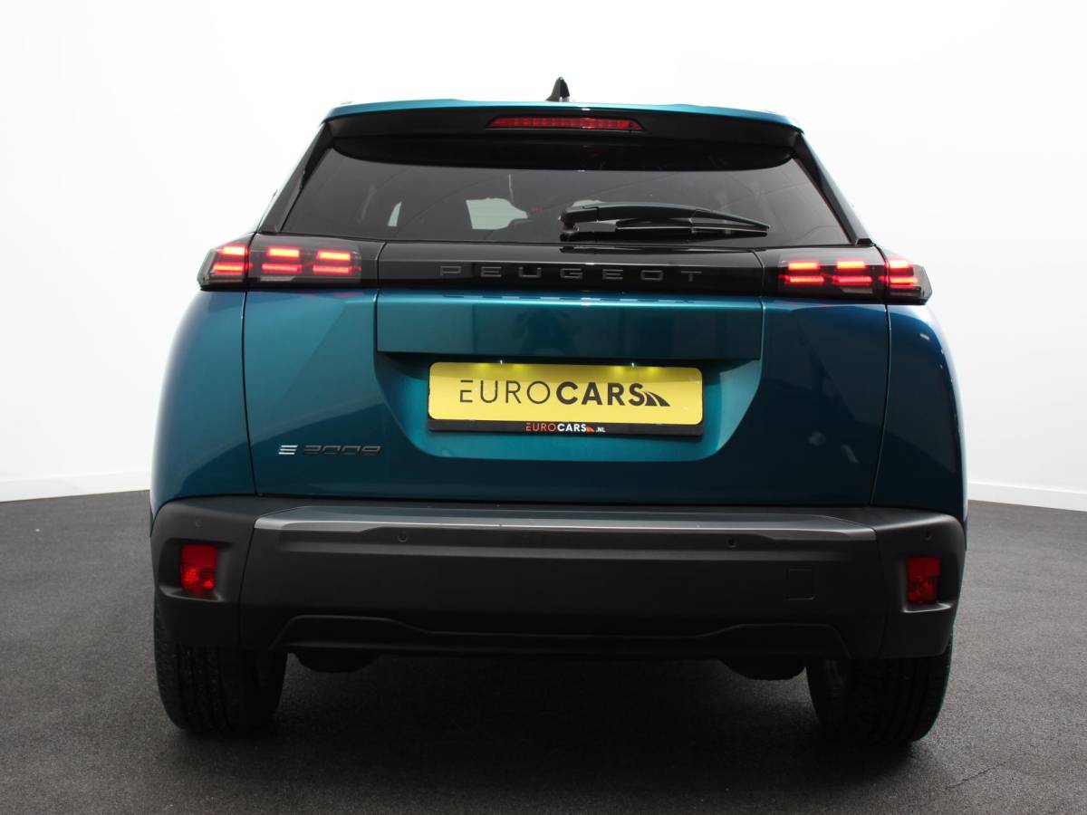Peugeot e-2008 Peugeot e-2008 EV Allure Pack 54 kWh Navigatie by Apple Carplay Android Auto Climate Control Parkeer sensoren Cruise Control LED Koplampen