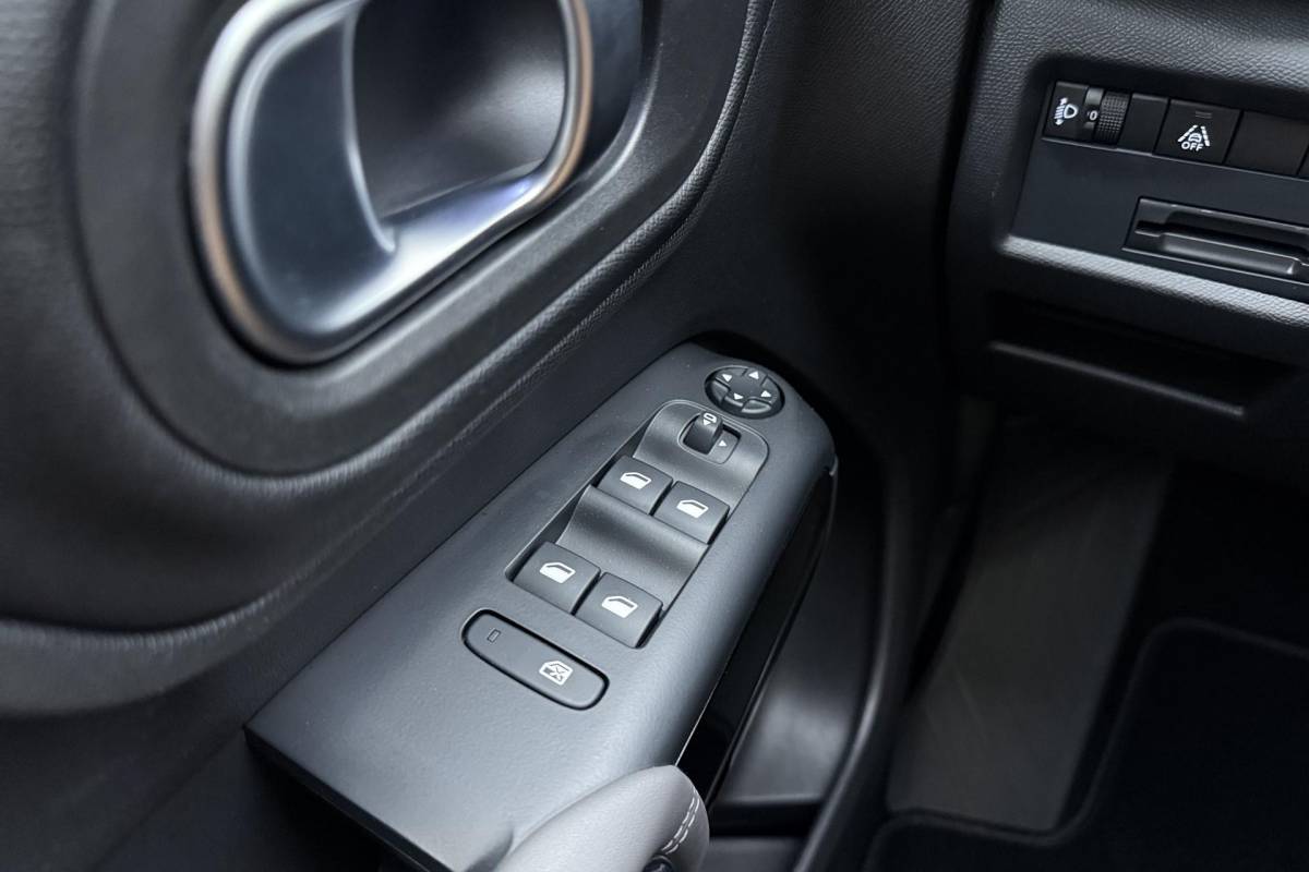 Citroën C5 Aircross Citroen C5 Aircross 1.6 Plug-in Hybrid 225pk Automaat Selection | Navigatie | Trekhaak | Achteruitrijcamera | Climate control | Cruise control | Keyless | Lage KM-stand