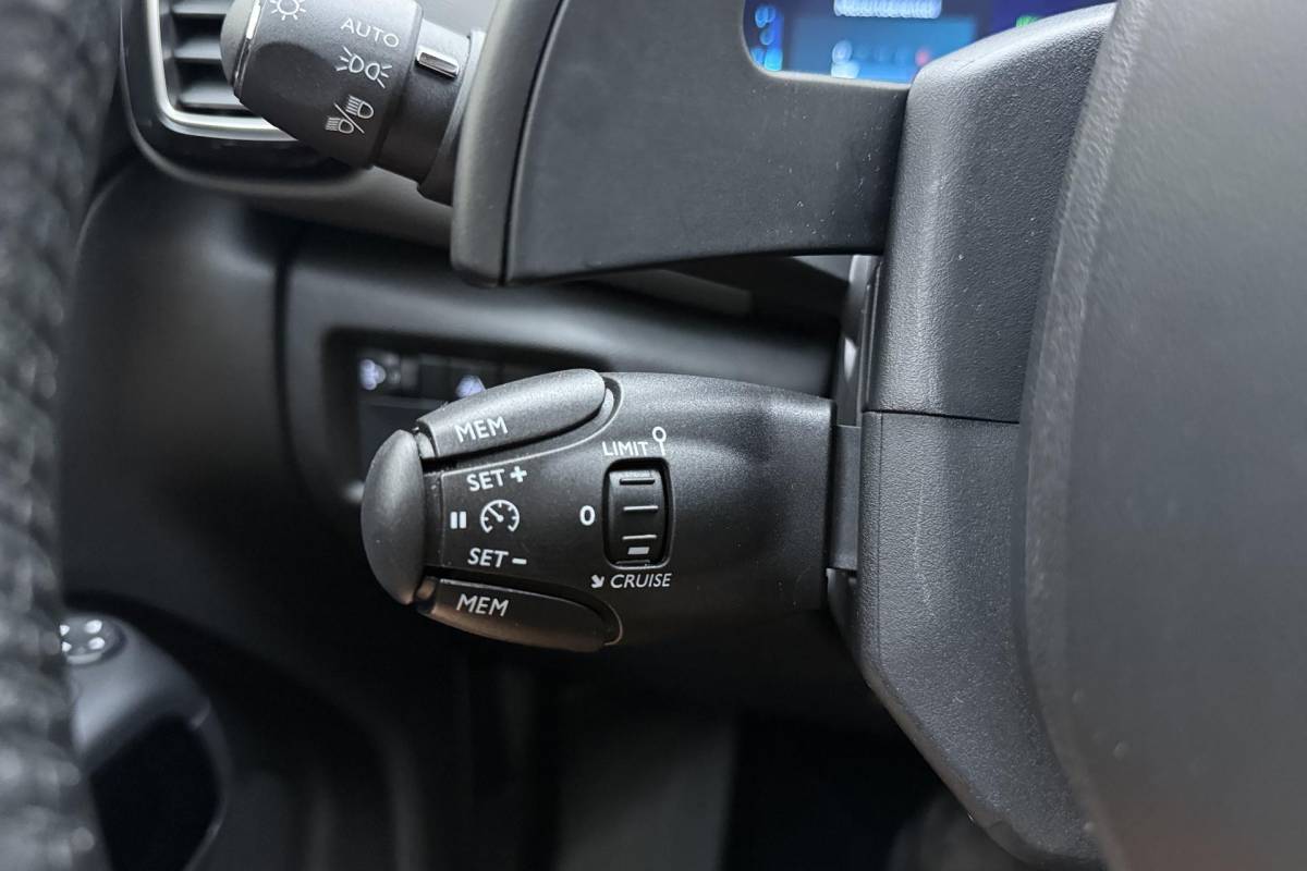 Citroën C5 Aircross Citroen C5 Aircross 1.6 Plug-in Hybrid 225pk Automaat Selection | Navigatie | Trekhaak | Achteruitrijcamera | Climate control | Cruise control | Keyless | Lage KM-stand