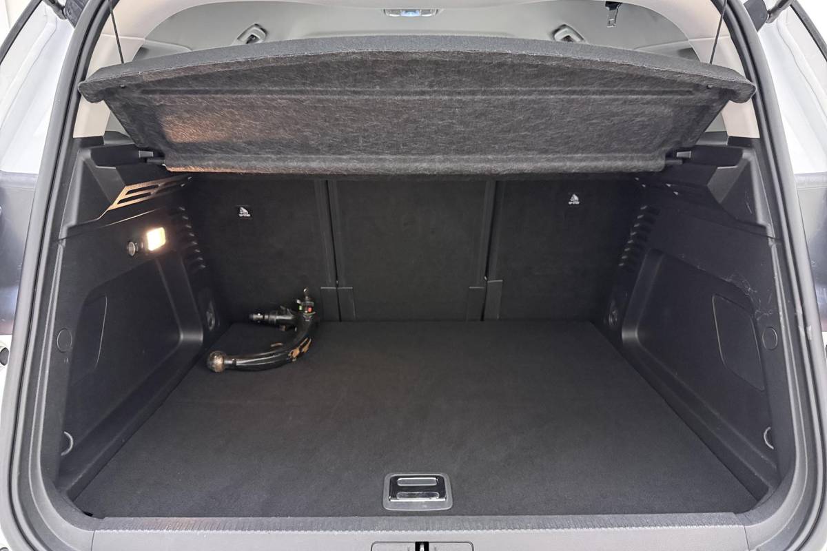 Citroën C5 Aircross Citroen C5 Aircross 1.6 Plug-in Hybrid 225pk Automaat Selection | Navigatie | Trekhaak | Achteruitrijcamera | Climate control | Cruise control | Keyless | Lage KM-stand
