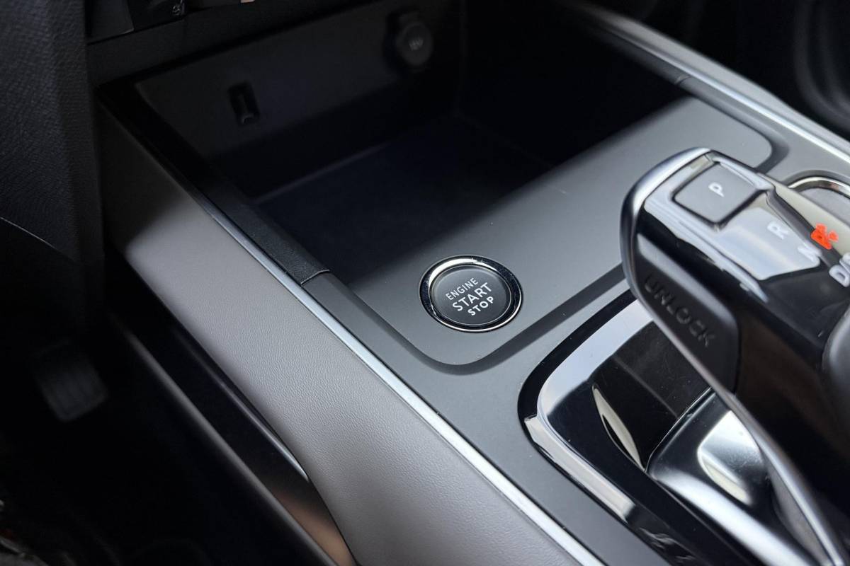 Citroën C5 Aircross Citroen C5 Aircross 1.6 Plug-in Hybrid 225pk Automaat Selection | Navigatie | Trekhaak | Achteruitrijcamera | Climate control | Cruise control | Keyless | Lage KM-stand