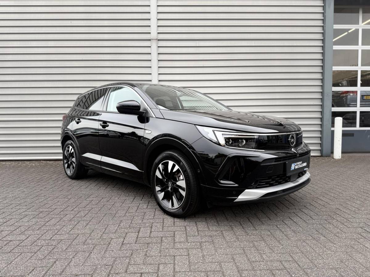 Opel Grandland Opel Grandland 1.6 Turbo Plug-In Hybrid Elegance | Lage KM STAND | Camera achter | 225 PK | Parkeersensoren voor en achter | Apple carplay | Stuurwiel verwarming | NAVI