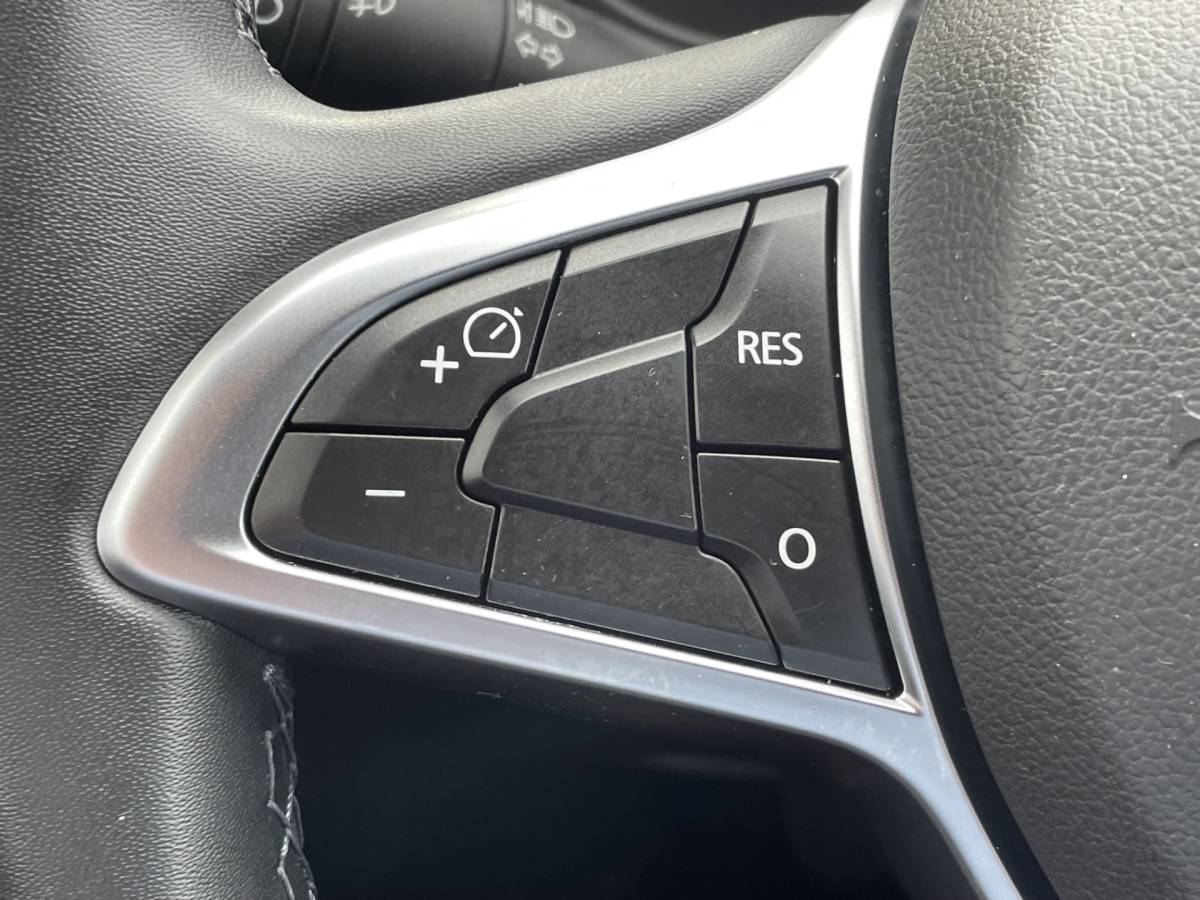 Dacia Duster Dacia Duster 1.3 TCe Prestige Navigatie, Airco, 17″Lm, Leder, Stoelverwarming, Trekhaak, Cruise Control, Achteruitrijcamera