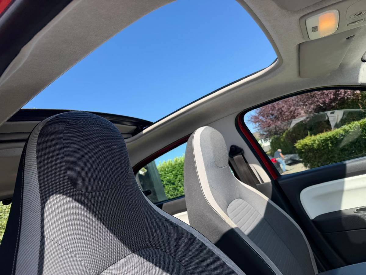 Renault Twingo Renault Twingo 1.0 SCe Dynamique-SCHUIFDAK-STOELVERW-NAVI-CAMERA-