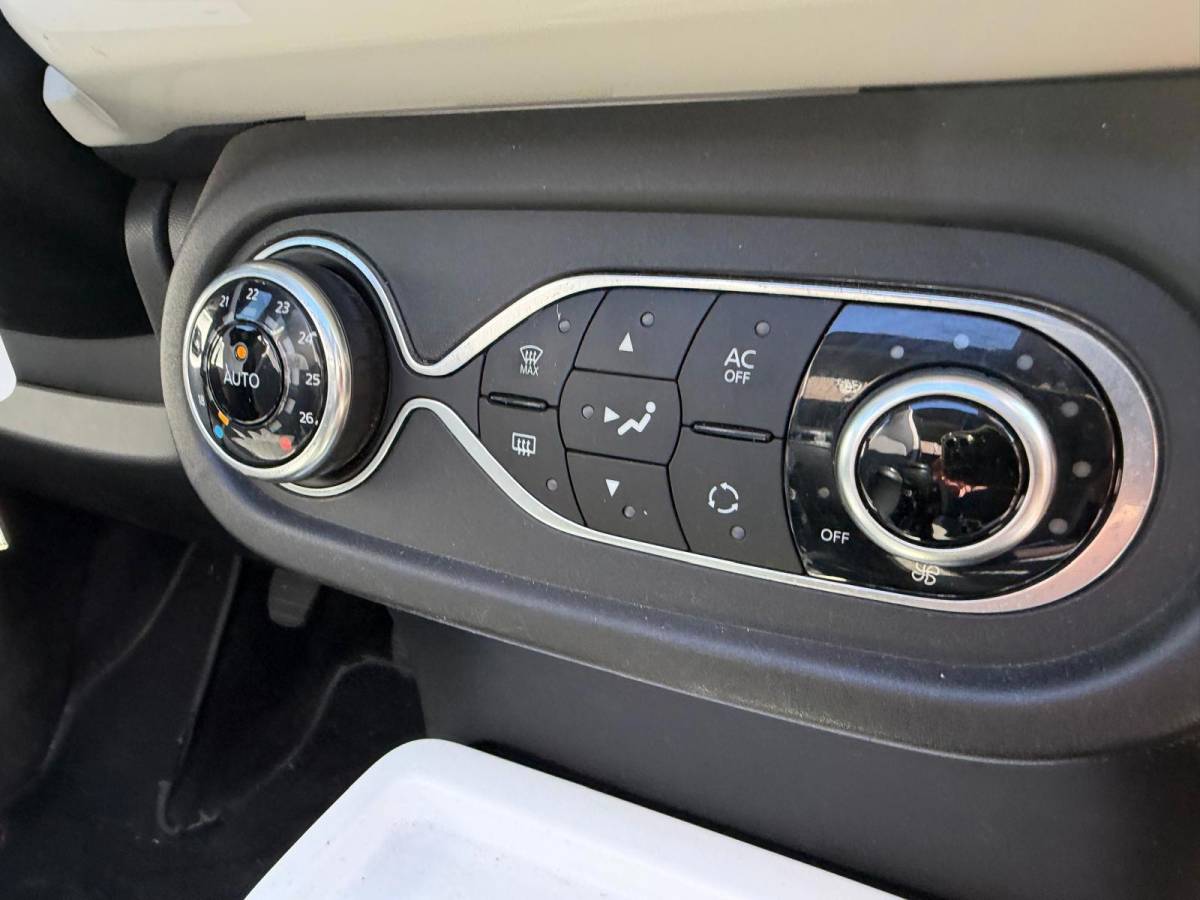 Renault Twingo Renault Twingo 1.0 SCe Dynamique-SCHUIFDAK-STOELVERW-NAVI-CAMERA-