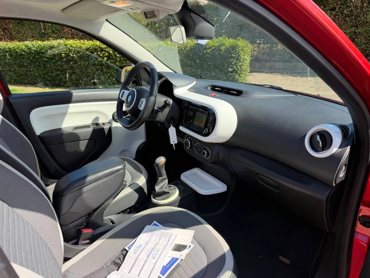 Renault Twingo Renault Twingo 1.0 SCe Dynamique-SCHUIFDAK-STOELVERW-NAVI-CAMERA-