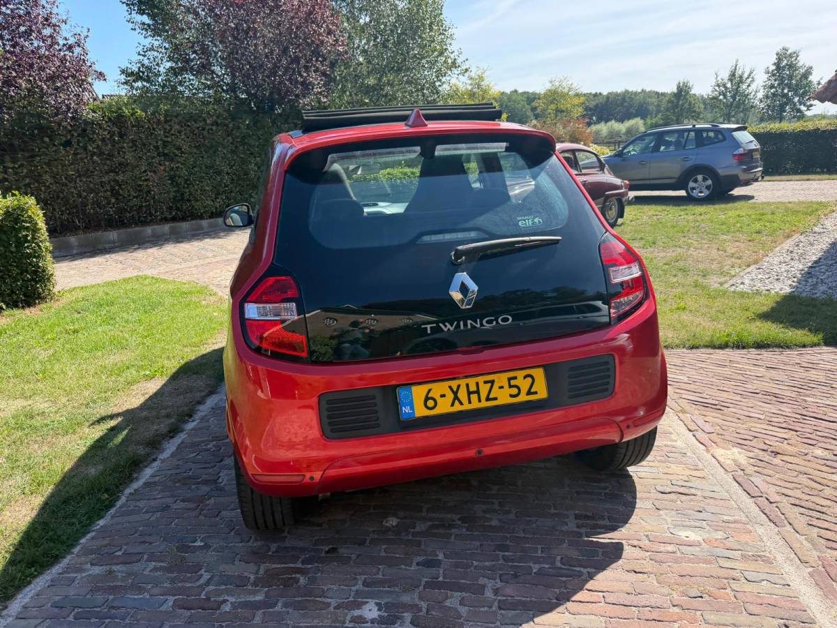 Renault Twingo Renault Twingo 1.0 SCe Dynamique-SCHUIFDAK-STOELVERW-NAVI-CAMERA-