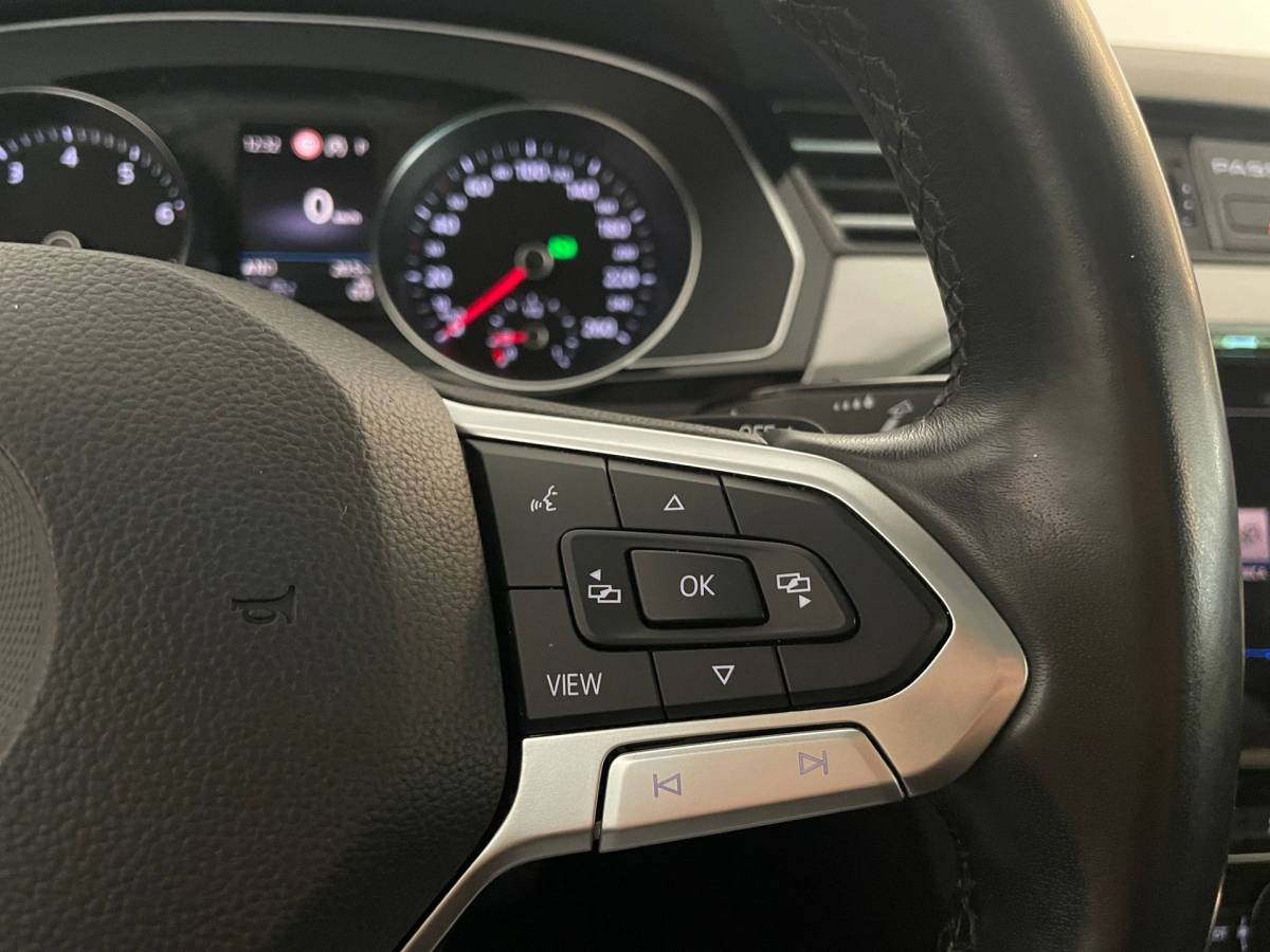 Volkswagen Passat Volkswagen Passat Variant 1.5 TSI DSG AUTOMAAT AIRCO CLIMA NAVI CRUISE APPLE CARPLAY PDC PRIVACY GLAS TREKHAAK ZEER NETTE AUTO