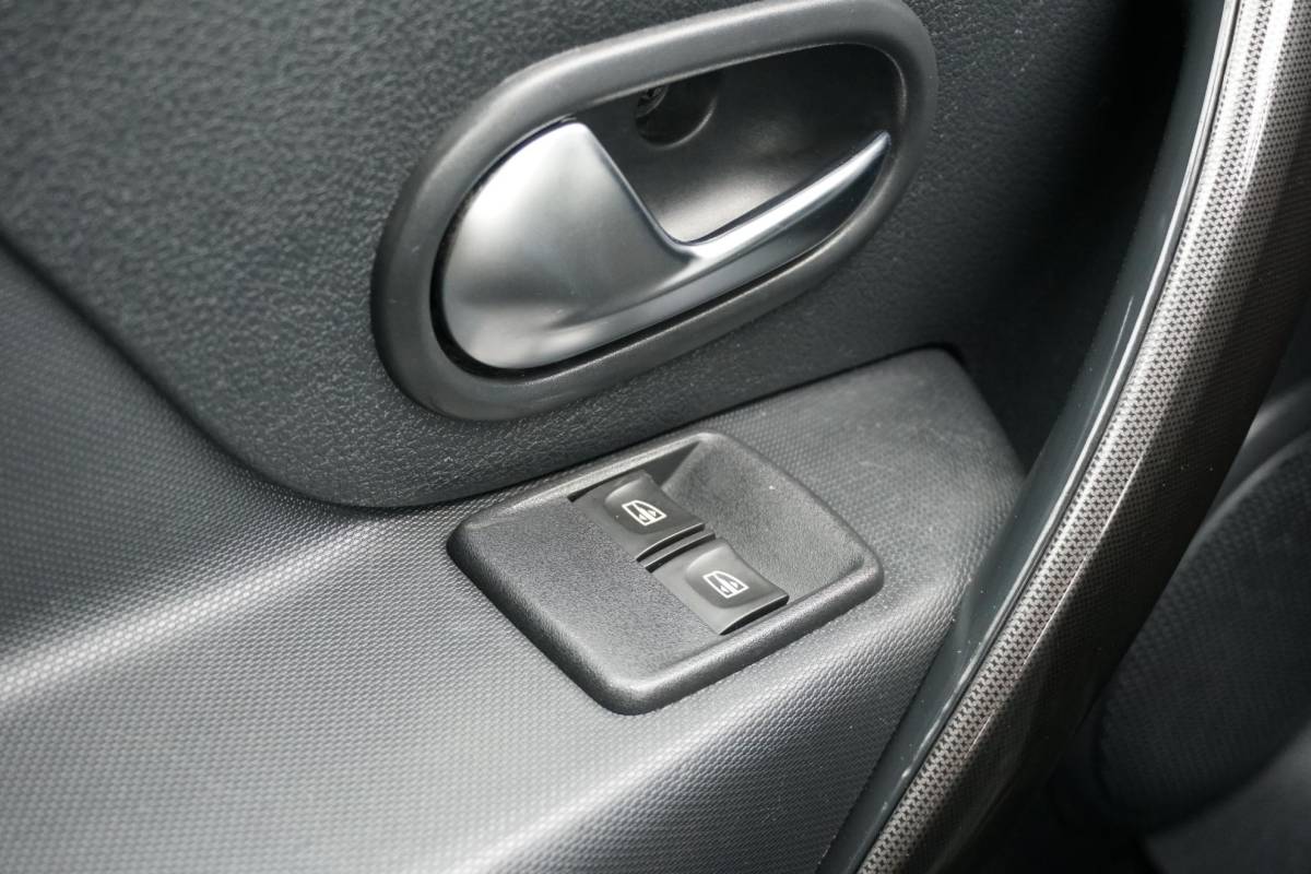 Dacia Sandero Stepway Dacia Sandero 0.9 TCe SL Stepway + CAMERA / NAVI / DAB / SENSOREN / CRUISE CONTROL