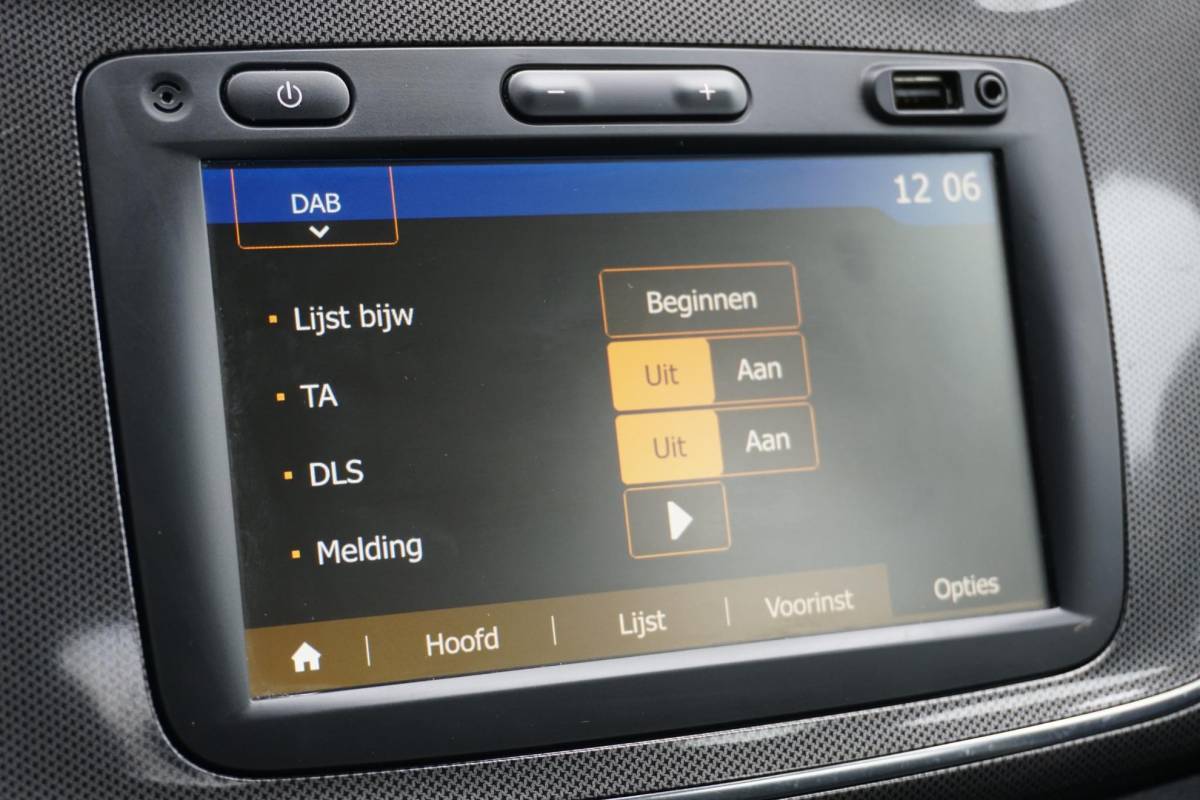 Dacia Sandero Stepway Dacia Sandero 0.9 TCe SL Stepway + CAMERA / NAVI / DAB / SENSOREN / CRUISE CONTROL