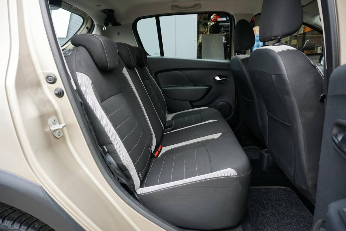 Dacia Sandero Stepway Dacia Sandero 0.9 TCe SL Stepway + CAMERA / NAVI / DAB / SENSOREN / CRUISE CONTROL