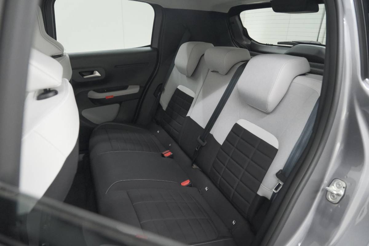 Citroën ë-C3 Citroen Ë-C3 Max 113pk 44 kWh | 96,0% SOH | 11 KW Lader | Camera | Apple Carplay | Parkeersensoren