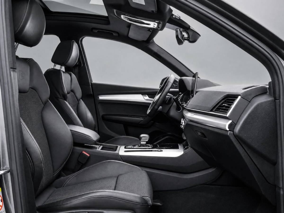 Audi Q5 Audi Q5 Sportback 55 TFSIe 367pk S-tronic S edition · Panoramadak · 360 Camera · Elek. Achterklep · Apple/Android Car Play · Navigatie · 20” Inch ·